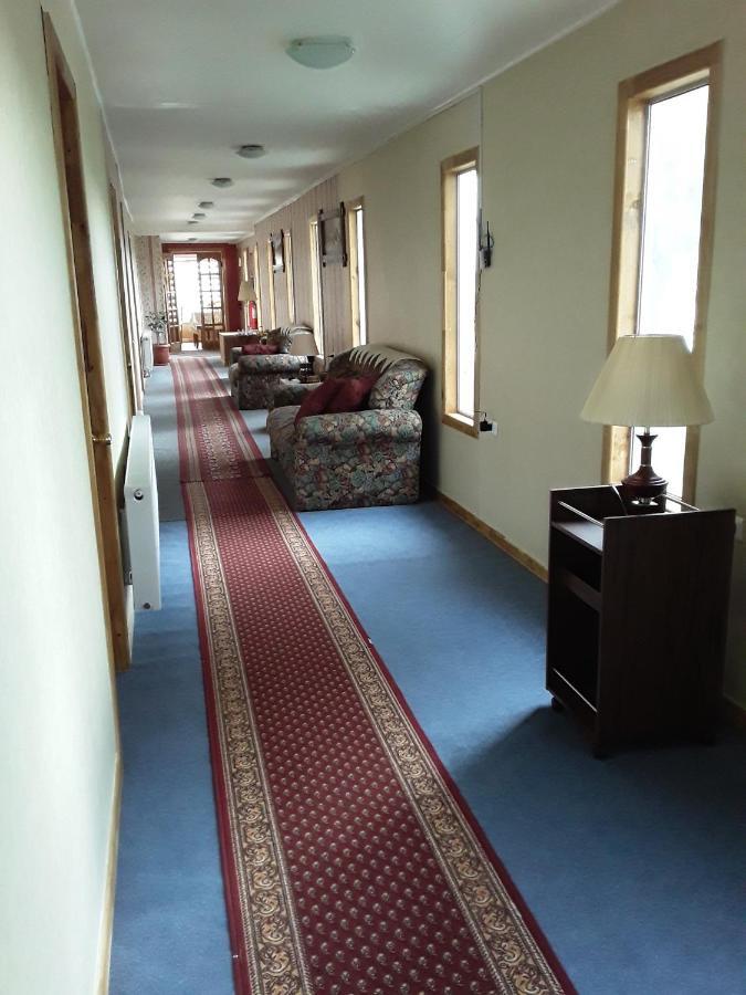 Hostal Don Pedro Пуерто Наталес Екстериор снимка